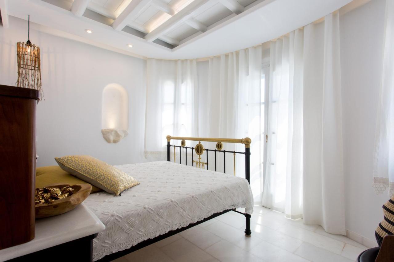 Naxian Riviera Exclusive Seafront Suites, Junior Suite อาโยส โพรโกปิออส ภายนอก รูปภาพ
