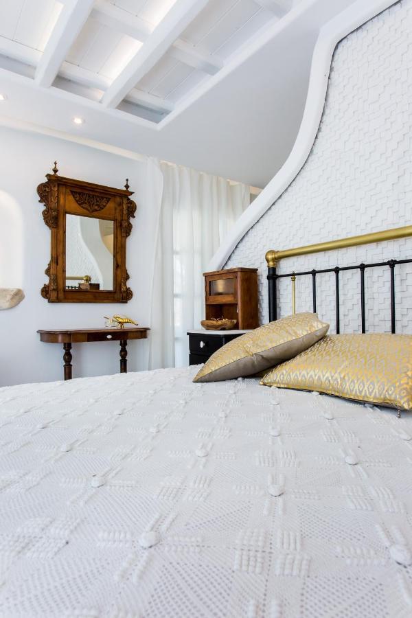 Naxian Riviera Exclusive Seafront Suites, Junior Suite อาโยส โพรโกปิออส ภายนอก รูปภาพ